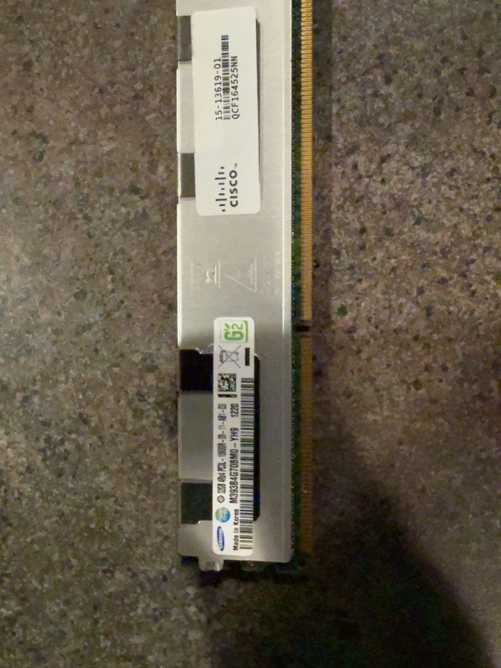 Main image 10