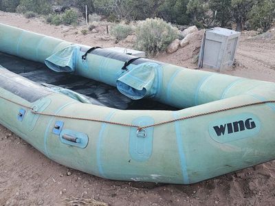 Whitewater raft