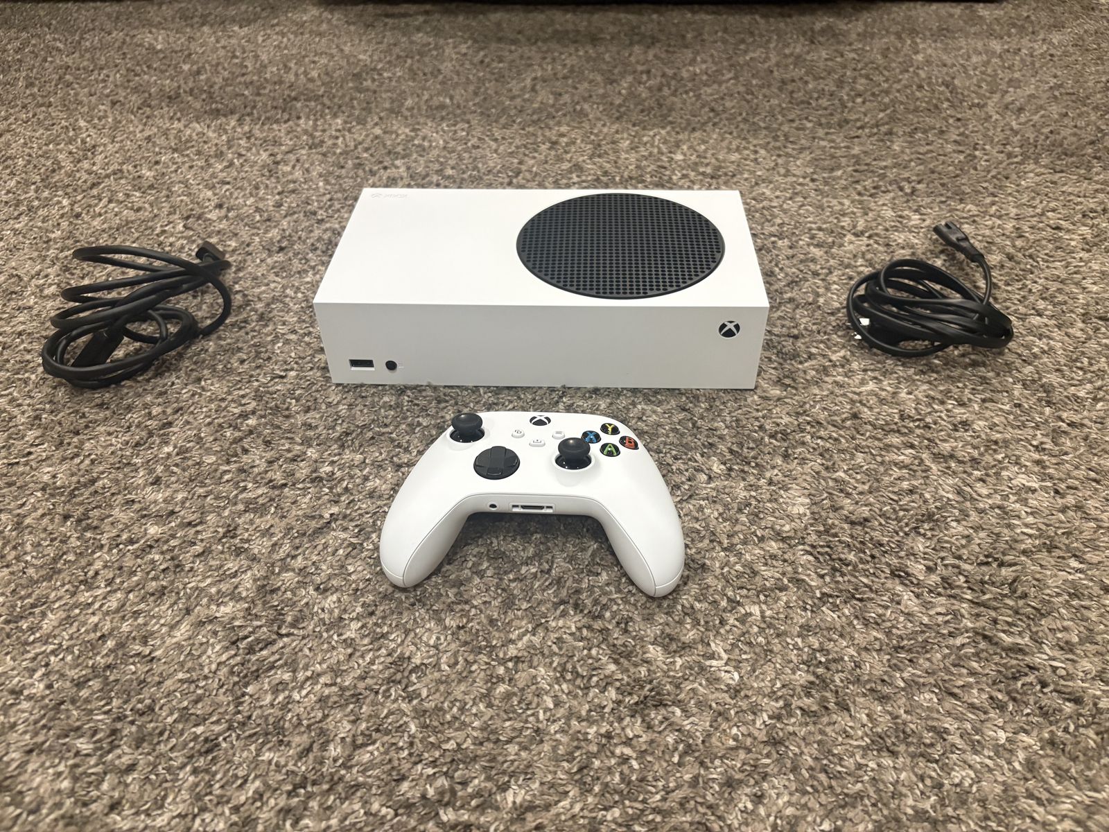 Xbox Series S with HDMI, Power Cord & Controller