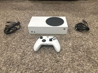 Xbox Series S with HDMI, Power Cord & Controller