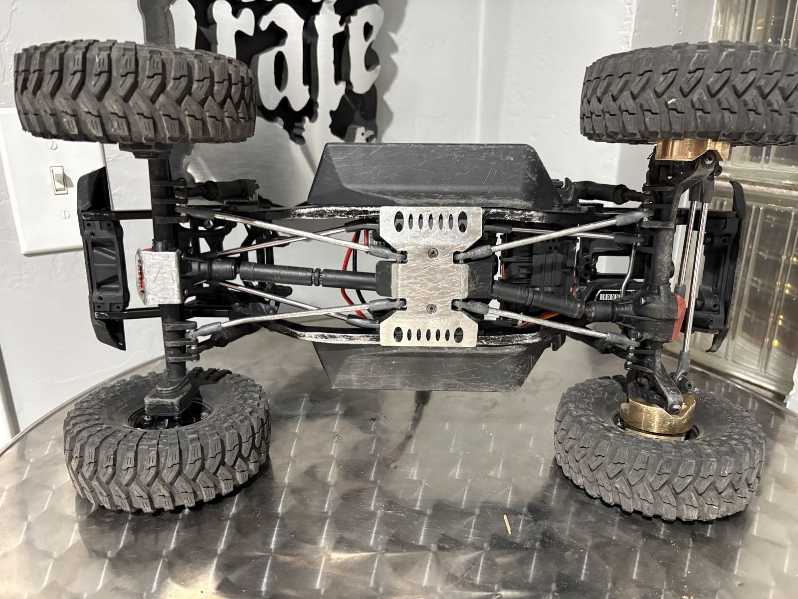 Main image 6