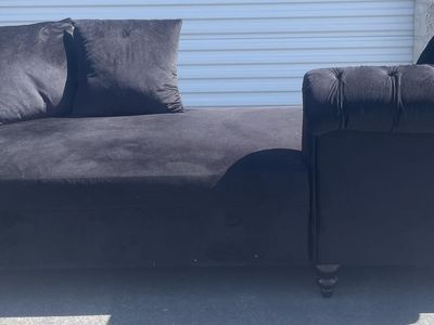 baddow Velvet Chaise Lounger