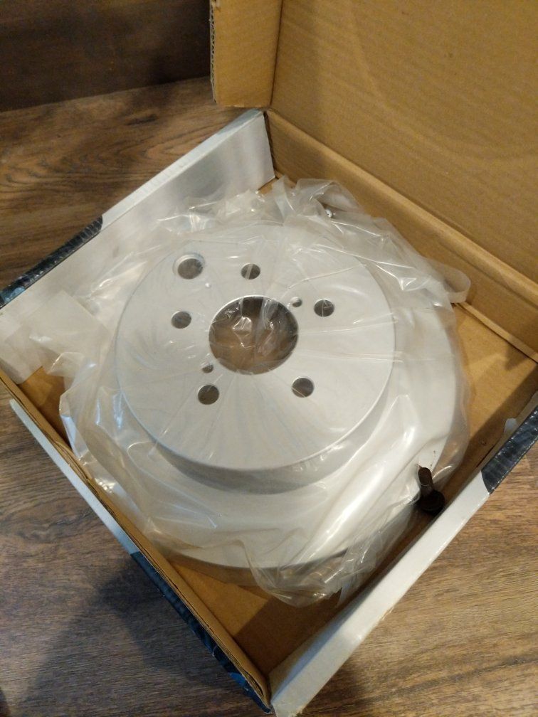 Main image 6