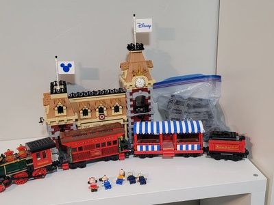 lego Disney train station