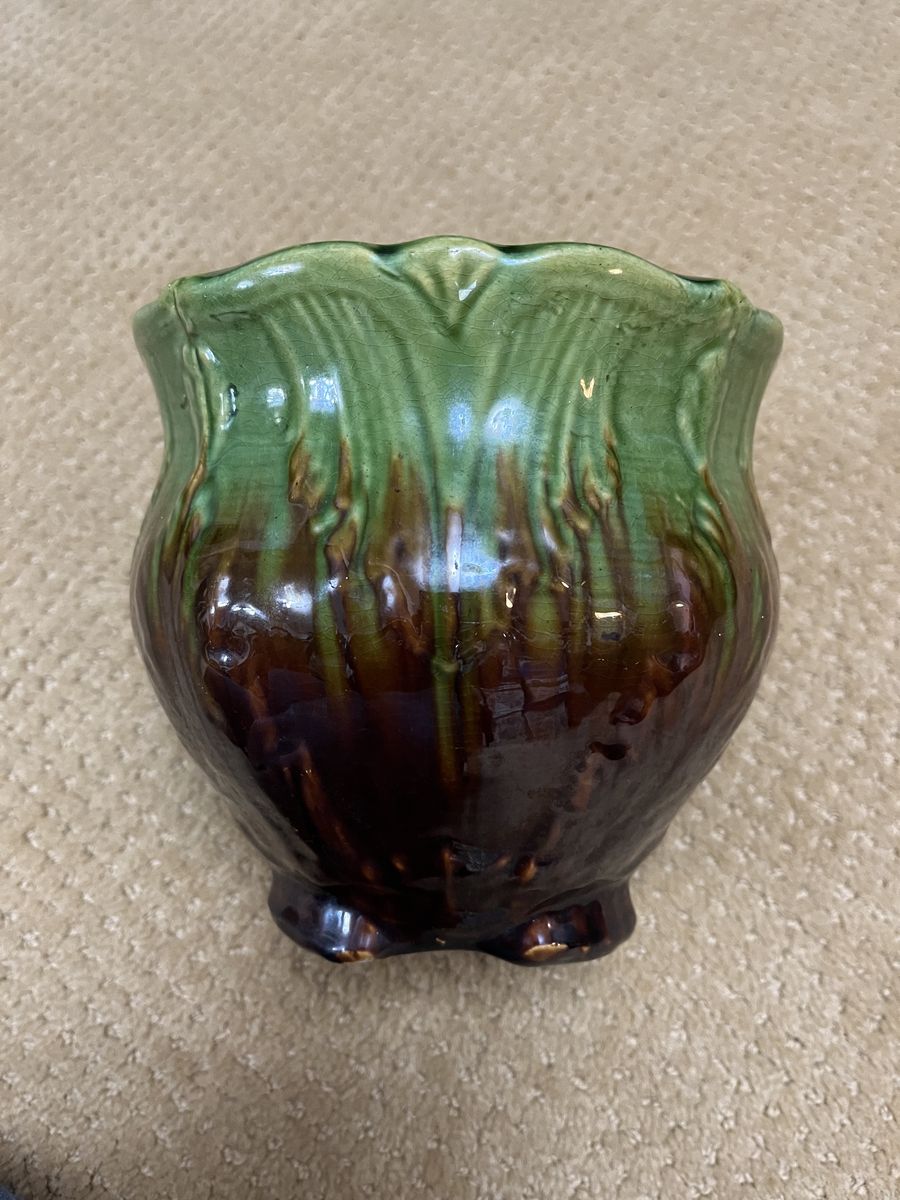 Beautiful Jardiniere Planter/Pot - Antique