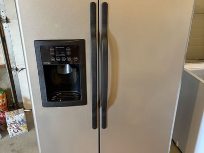 Hotpoint Side By Side Fridge/Freezer