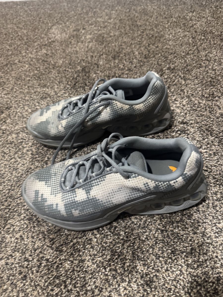 Nike Air Max US 9.5