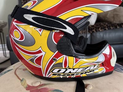 Motorcycle helmet
