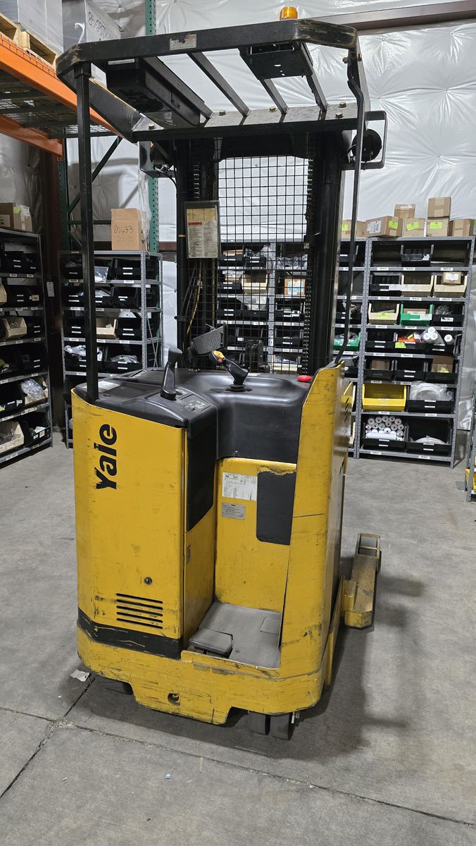 Forklift Reach Truck