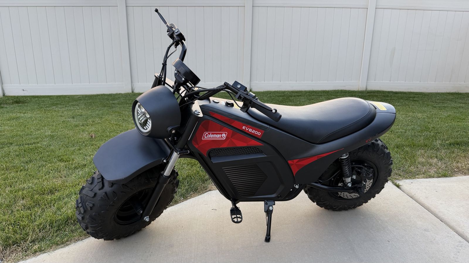 Coleman EVB200 Electric Mini Bike - 132 Miles