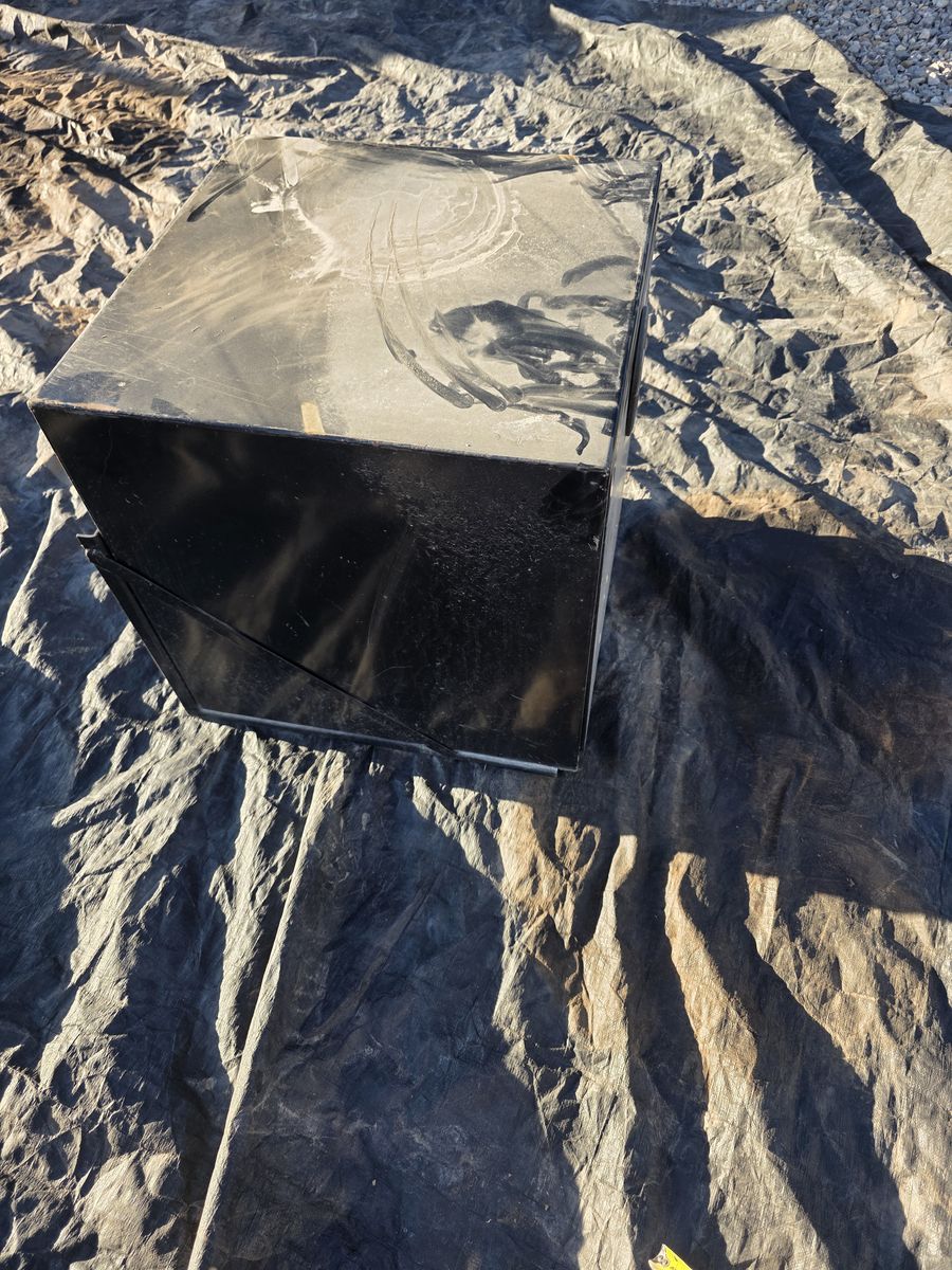 Main image 6