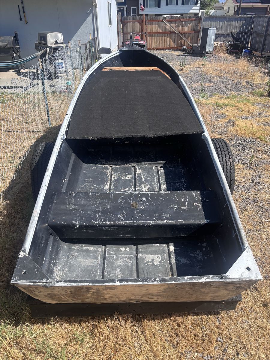 12’ John Boat