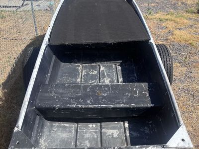 12’ John Boat