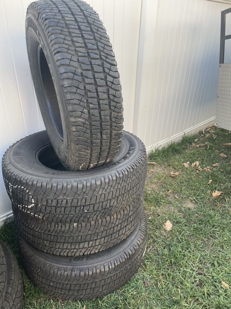 245/75/r17 2457517 michelin At2 tires 10 ply