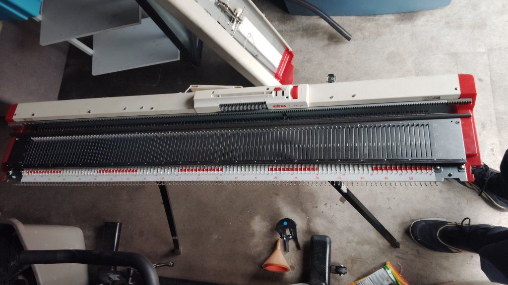 Elna Ek2300 knitting machine