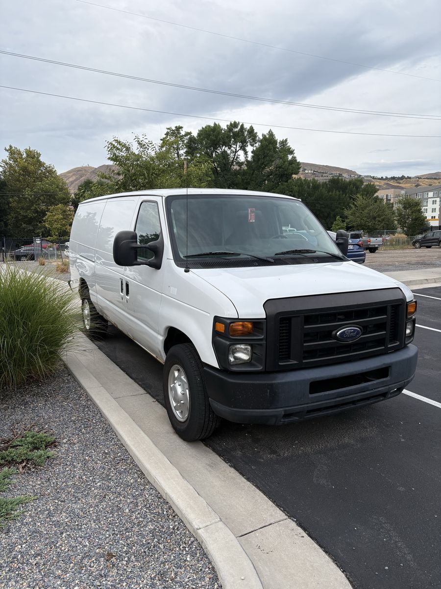 2012 Ford E-250 and Econoline 250 