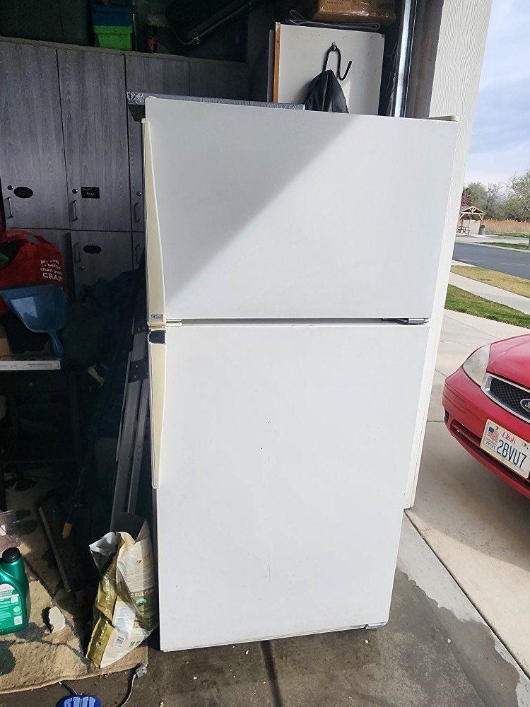 Refrigerator