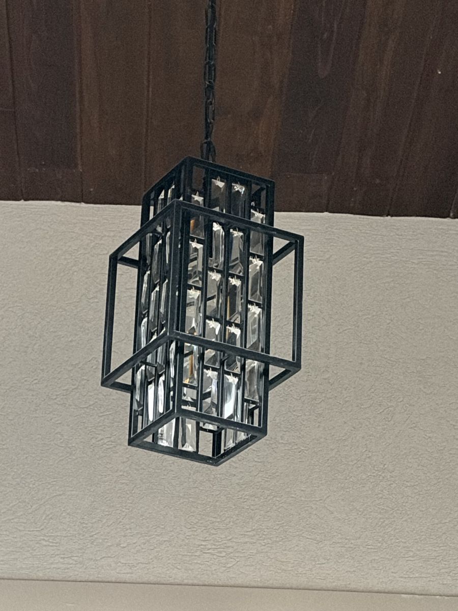 Main image 6
