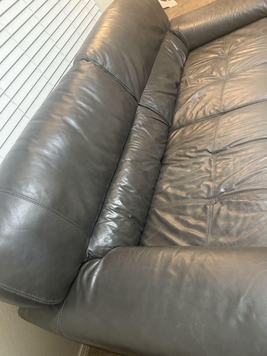 Main image 3