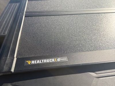 2023 - 2026 Chevy/GMC Colorado/Canyon -- RealTruck BAK BAKFlip MX4 Tonneau Cover