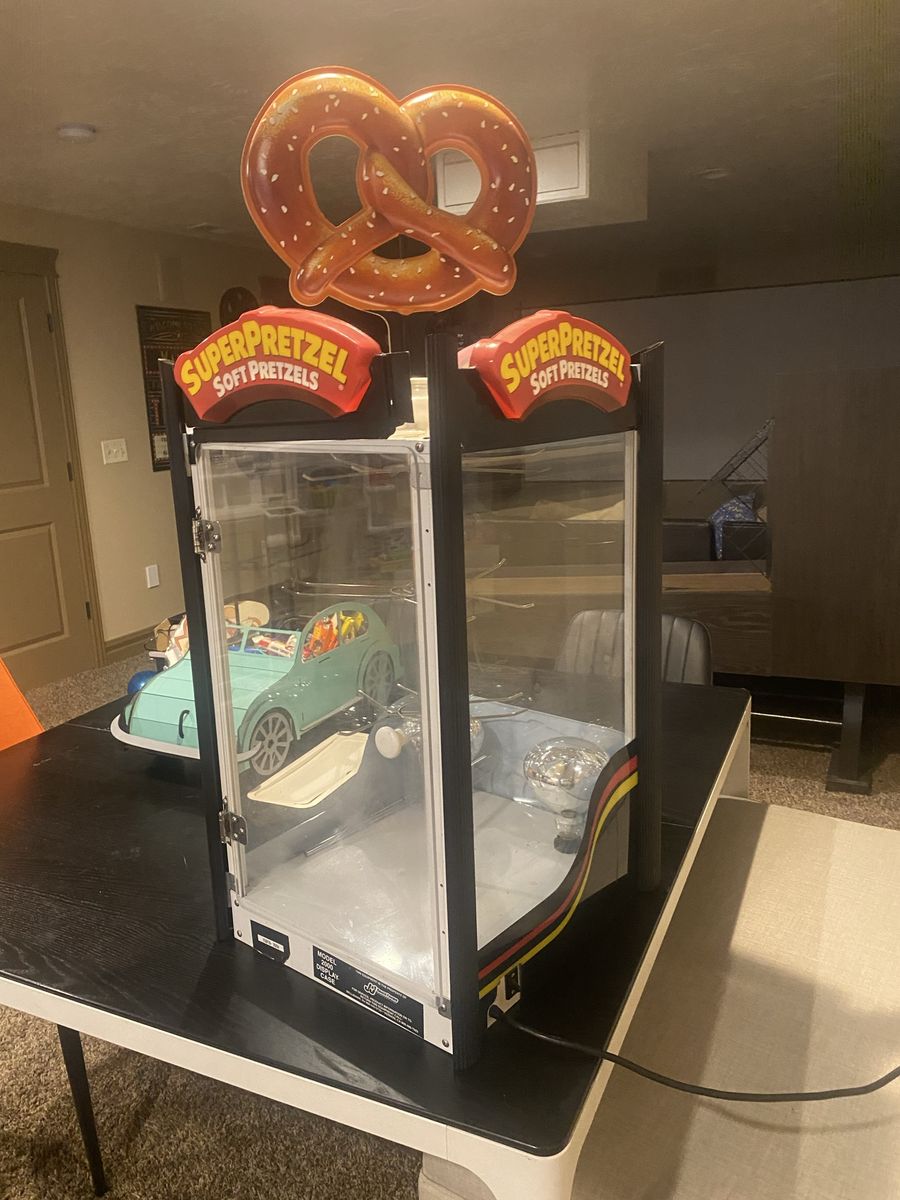 Pretzel Warming Spinner Warmer
