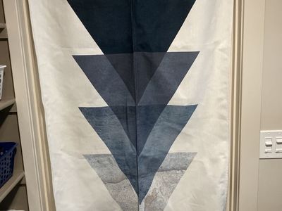 Adjustable curtain wall