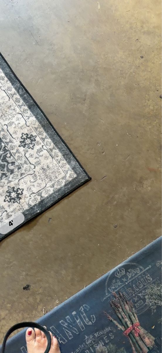 Main image 6