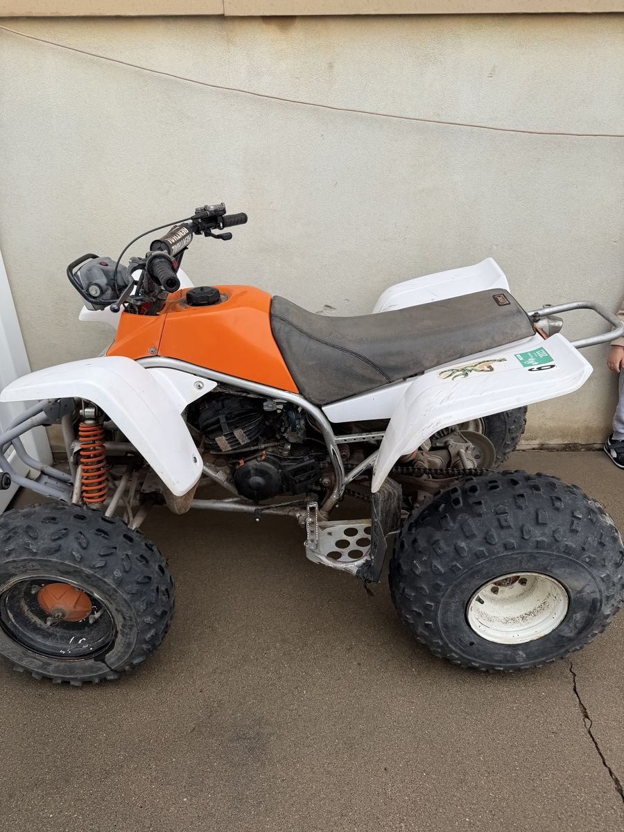Yamaha blaster 200cc