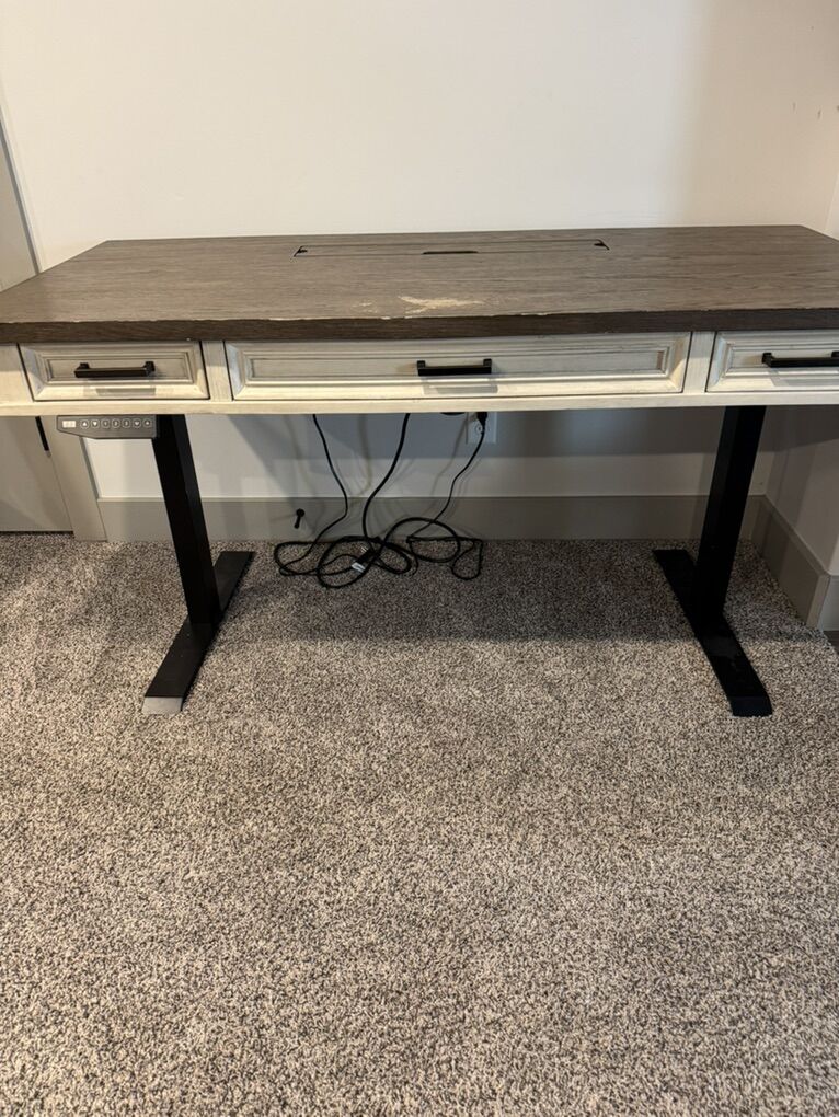 RC wilLey Adjustable Desk - Presidents Day SALE