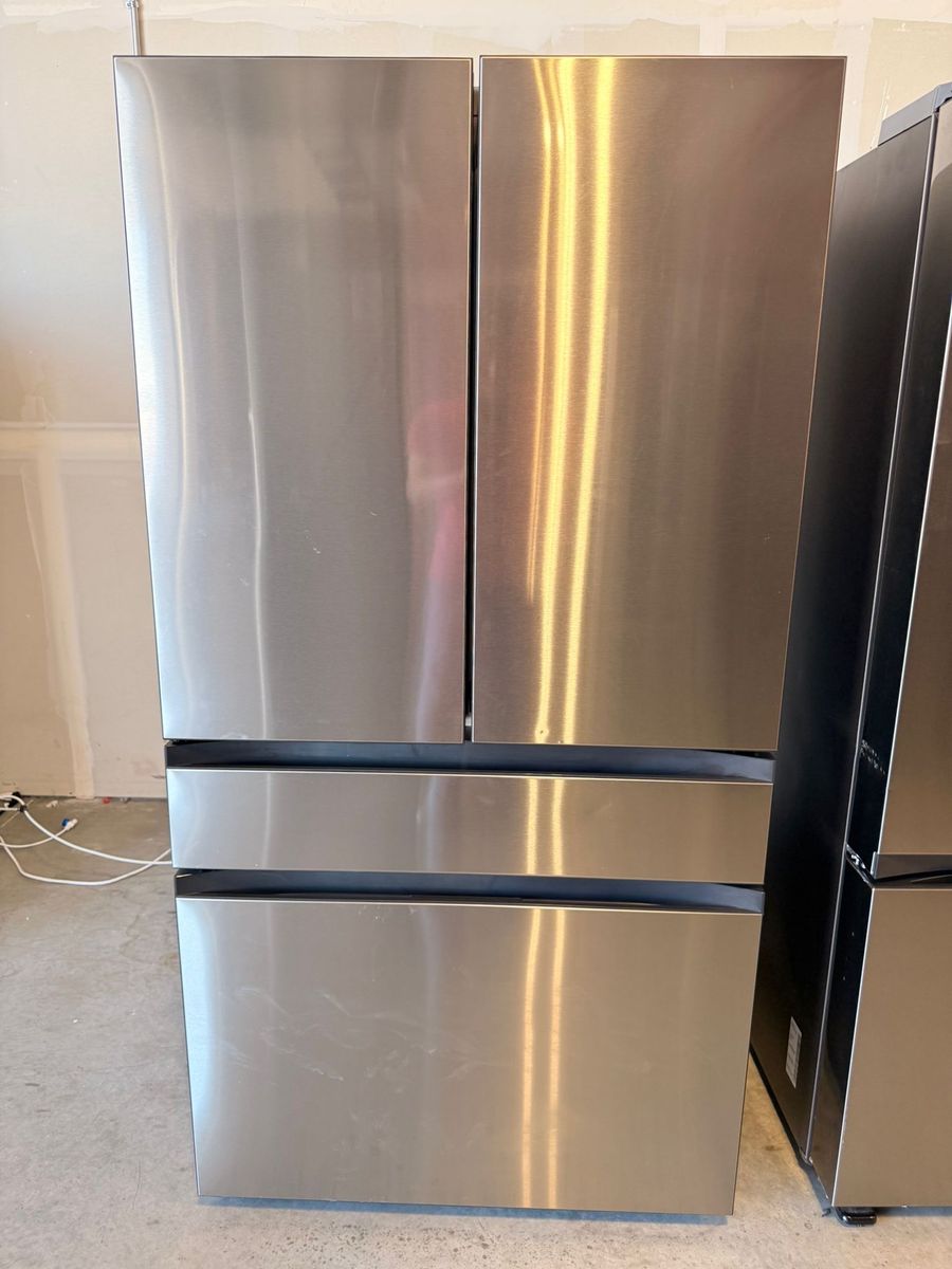 Samsung Bespoke 29 cu. ft. French Door Fridge!