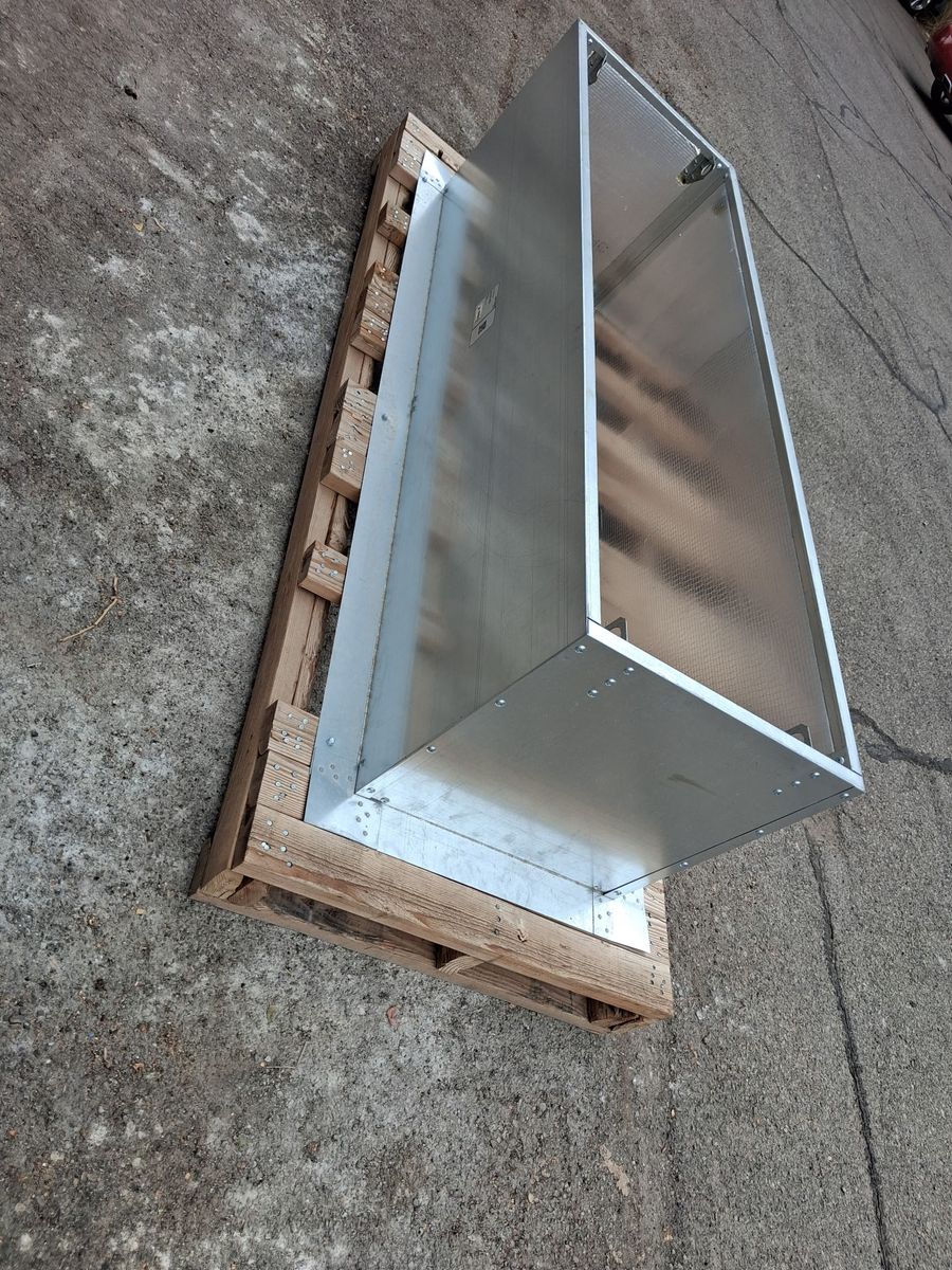 Curb for captiveaire make up air unit