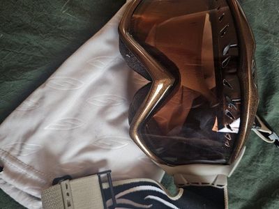 Smith Snowboarding Ski Goggles Bronze/Tan with Original Bag New with Tags