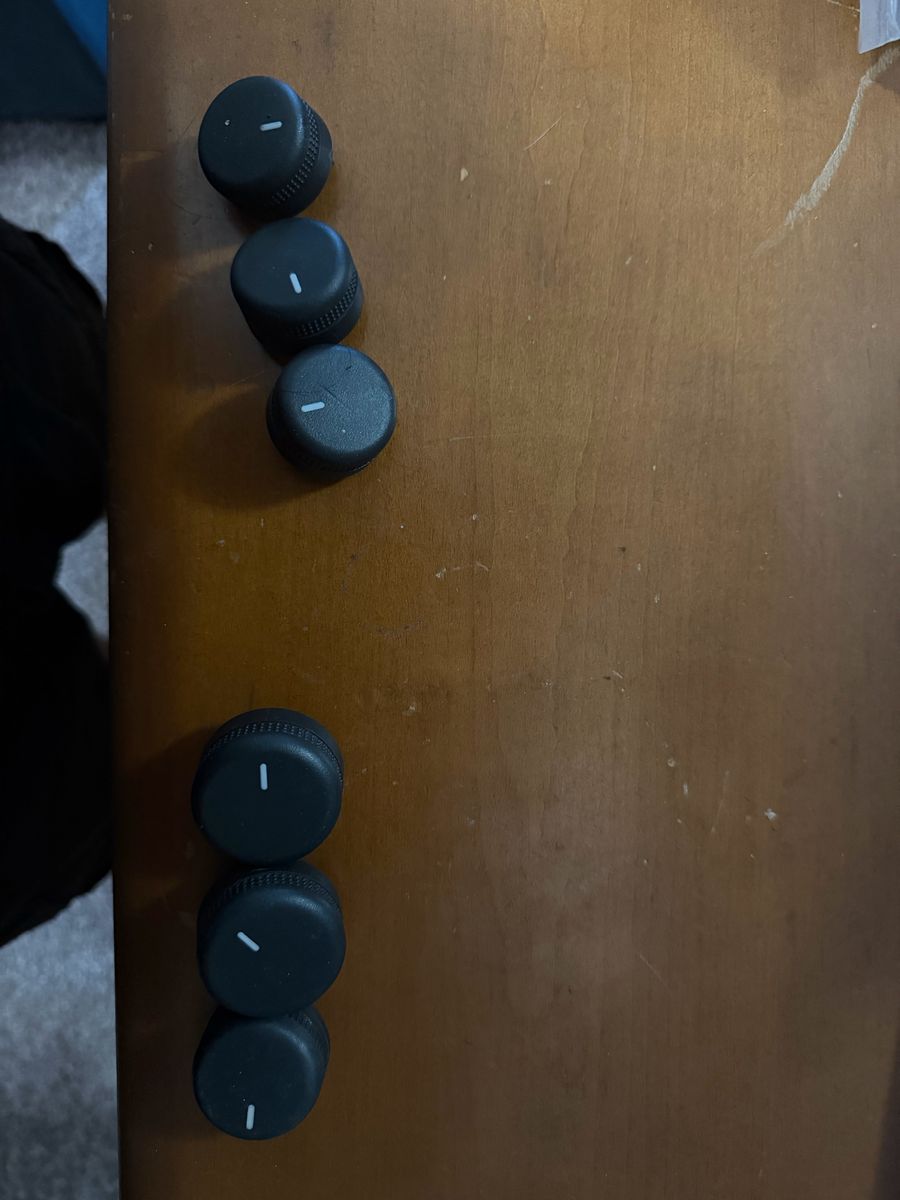 99-02 Cadillac ac control knobs