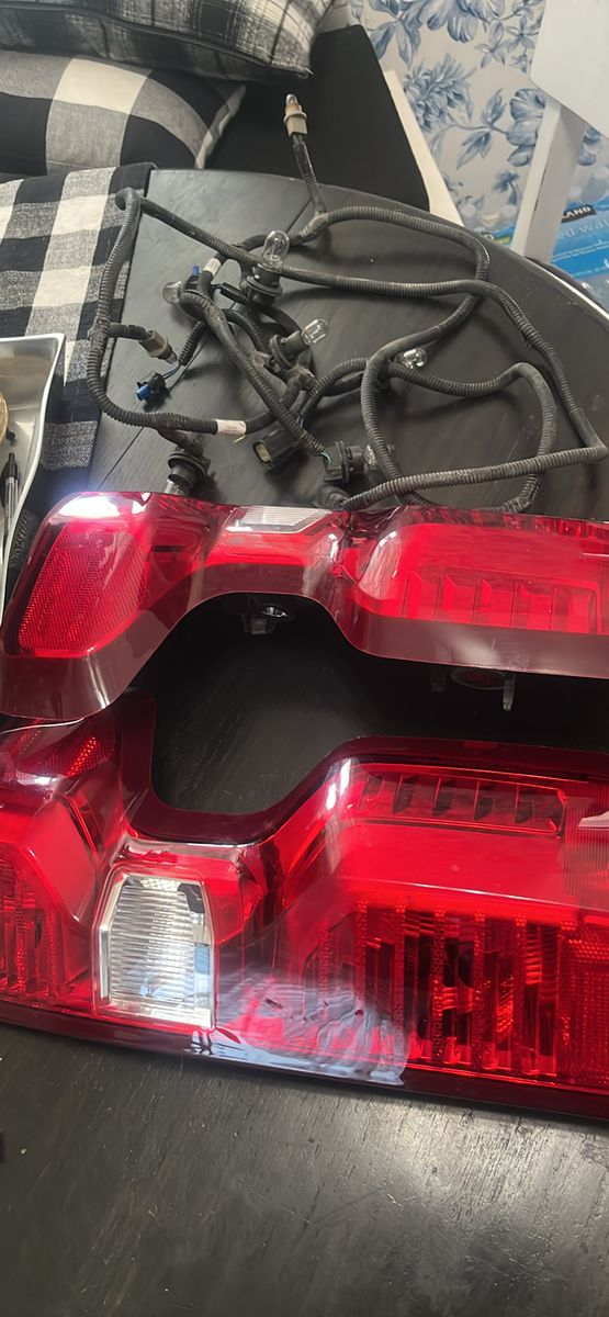 Chevrolet Silverado Tail Lights Pair with Wiring Harness (2019-2023)