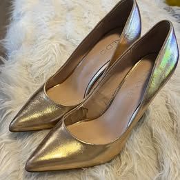 Aldo Choewia Gold Pumps Heels - Size 8