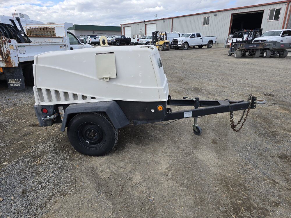 2006 Airsource 185 Towable Diesel Air Compressor