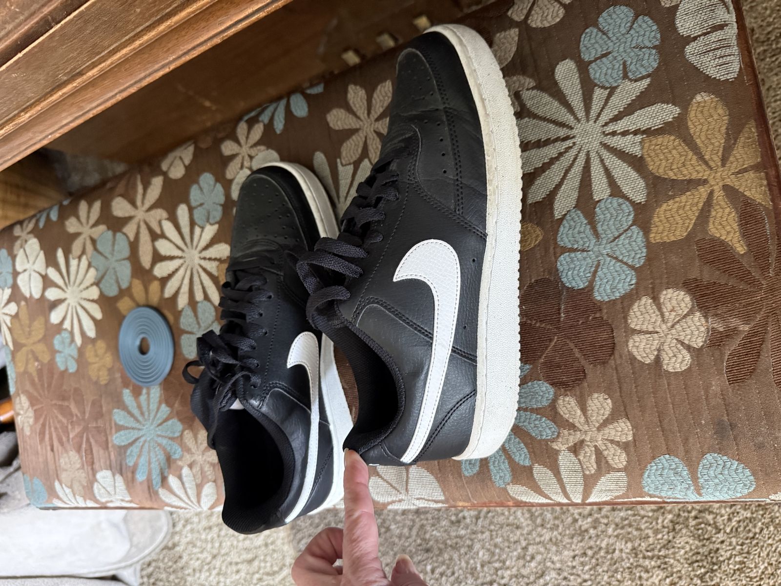 Nike black size 8