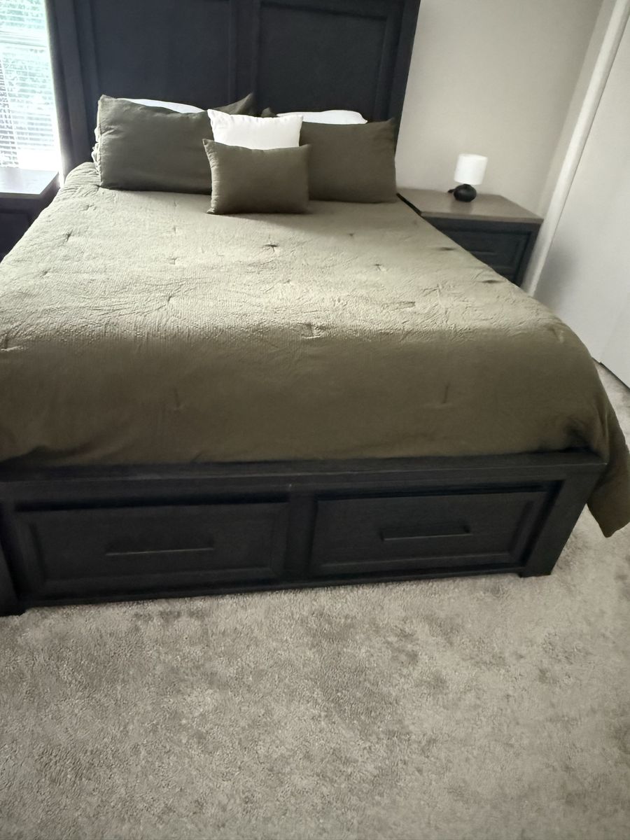 Main image 5