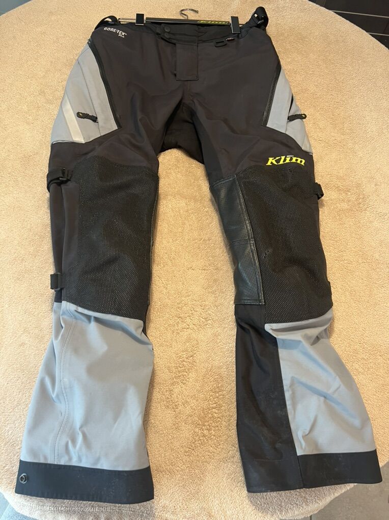 Klim Badlands Riding Pants  Size 32