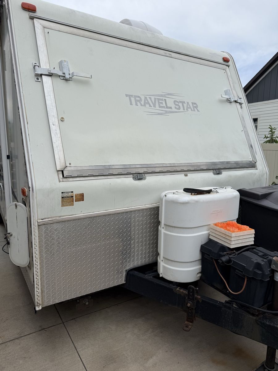 2005 TravelStar Toy Hauler