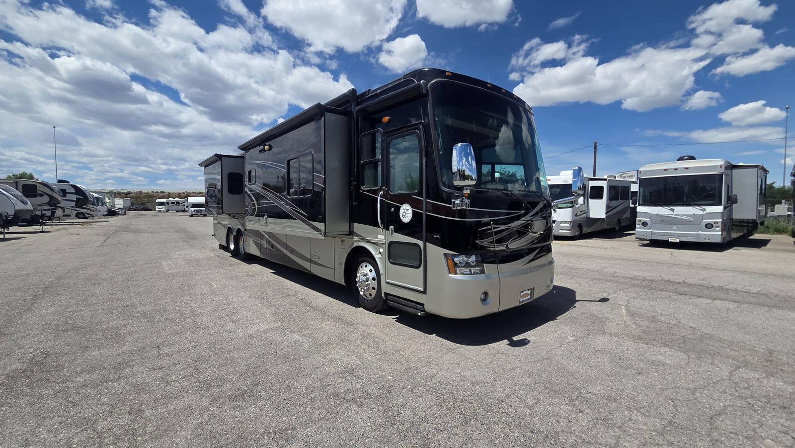 2010 Tiffin Phaeton 42QBH 4 slide tag axle diesel pusher