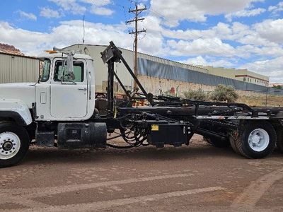 Mack Dumpster Truck