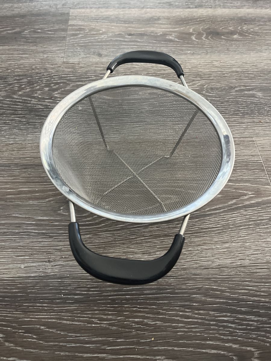 Large Stainless Steel Mesh Strainer Colander with Handles