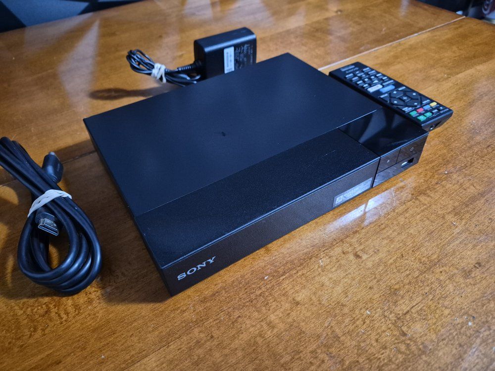 Sony BDP-S3700 Blu-ray DVD Player WiFi HDMI Remote Tested. Excellent Conditions!