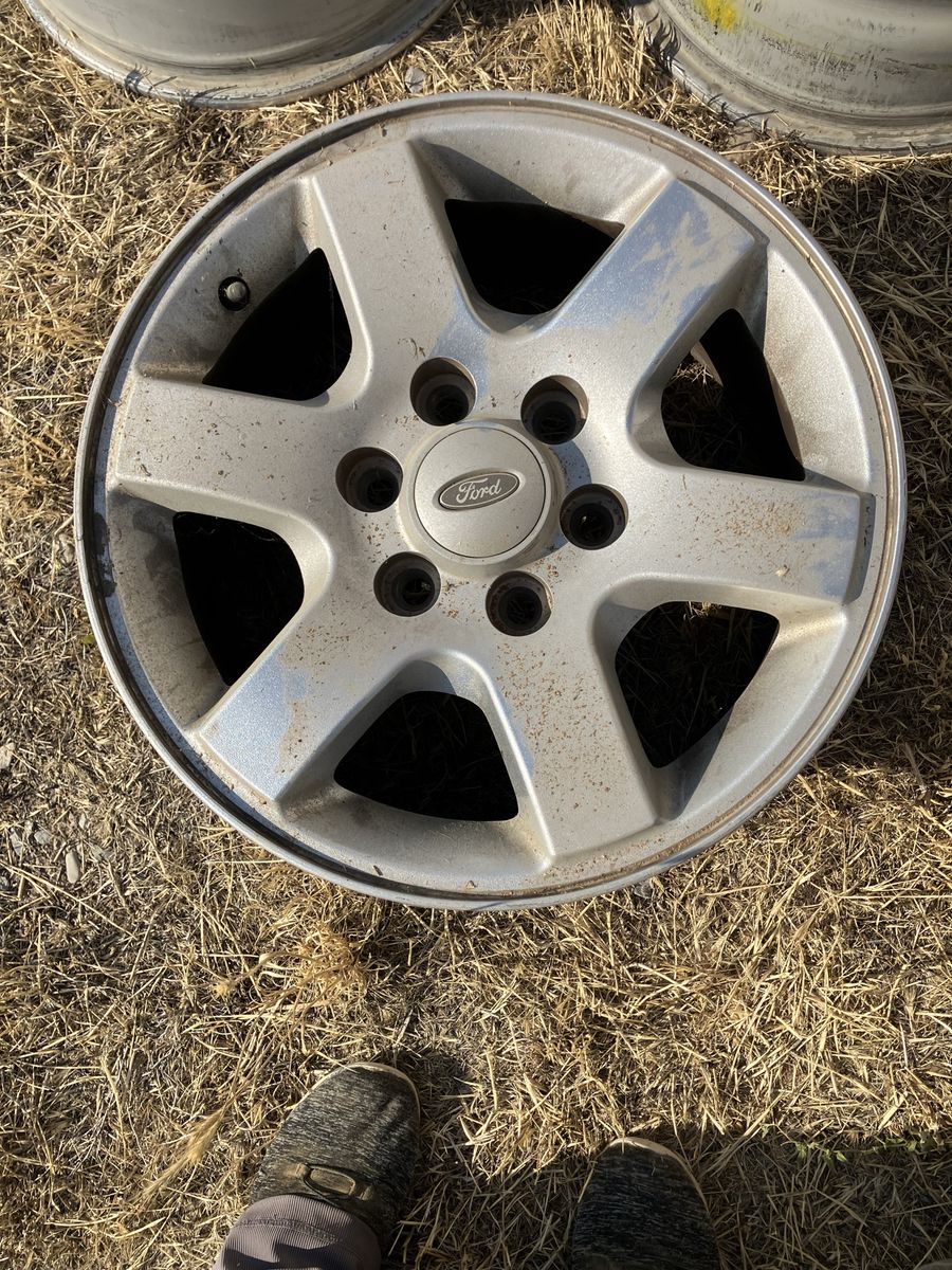 OEM Ford 17 Inch 6-Lug Aluminum Wheel Rim Part 7L14-1A167-AD.  4 matching rims