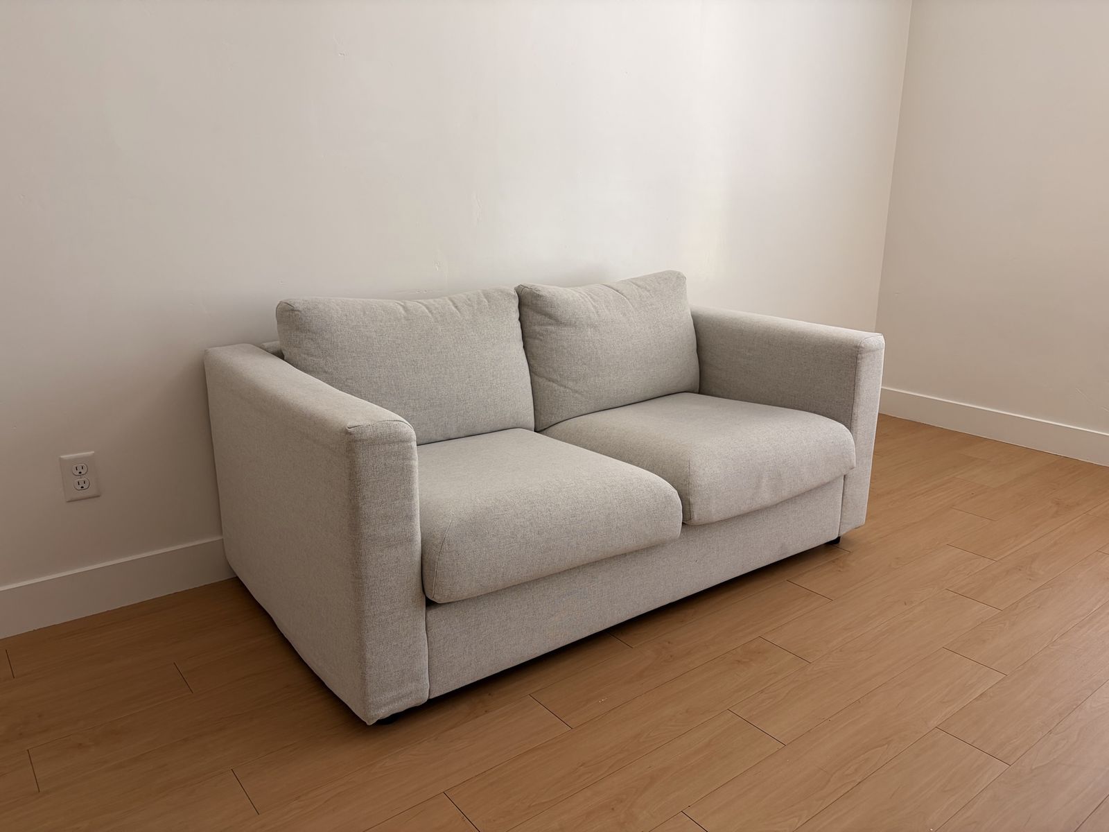 Need gone by Sunday night - IKEA FINNALA Loveseat