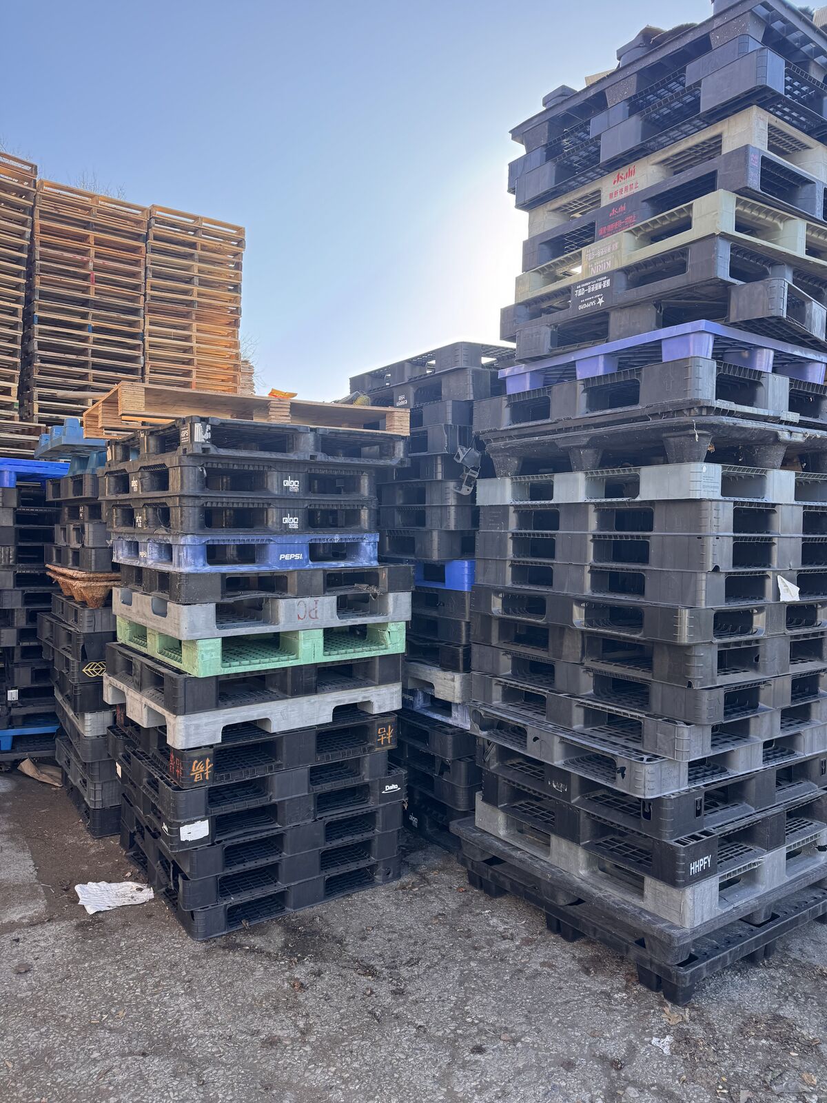 Plastic pallets