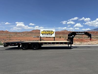 2027 PJ Trailers Black 8.5 x 25 Gooseneck Low Pro Flatbed with Tandem Duals