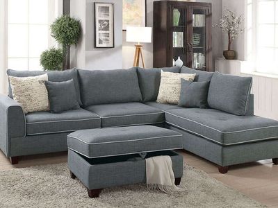 NEW SECTIONAL with STORAGE OTTOMAN and PILLOWS - NEW IN BOX