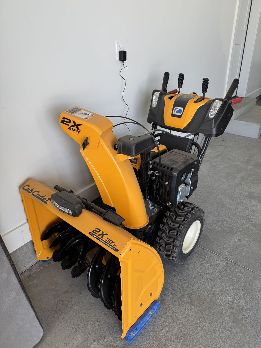 Cub Cadet EFI 2 stage Snow Blower